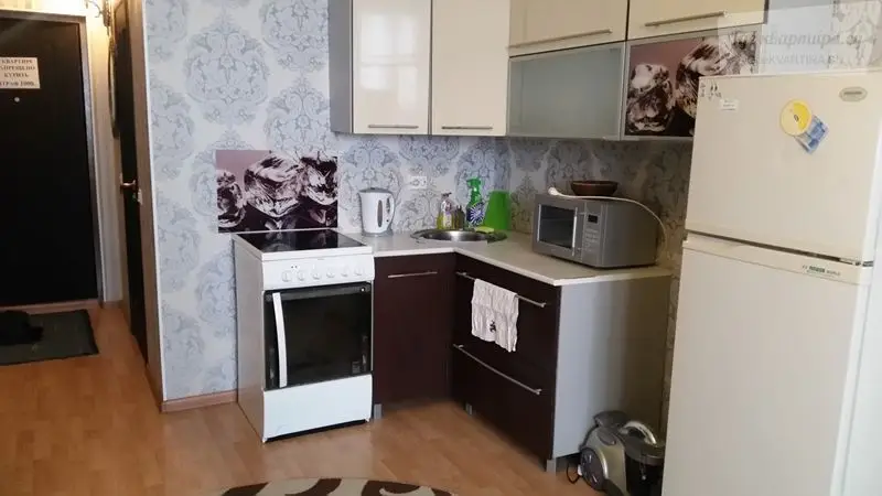 улица Иосифа Каролинского, 16