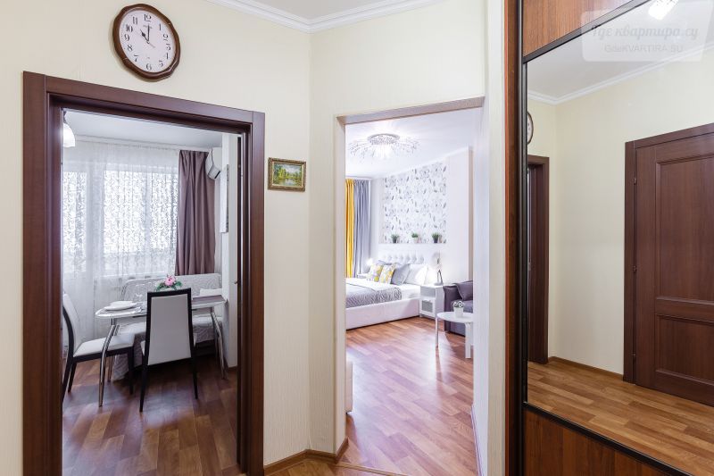 Революционная улица, 3