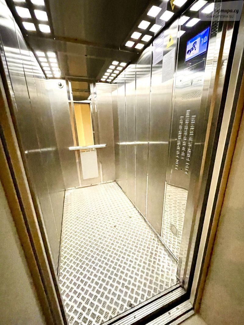 проспект Карла Маркса, 200