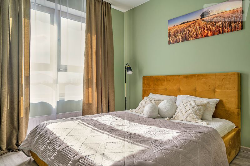 проспект Космонавтов, 108Г