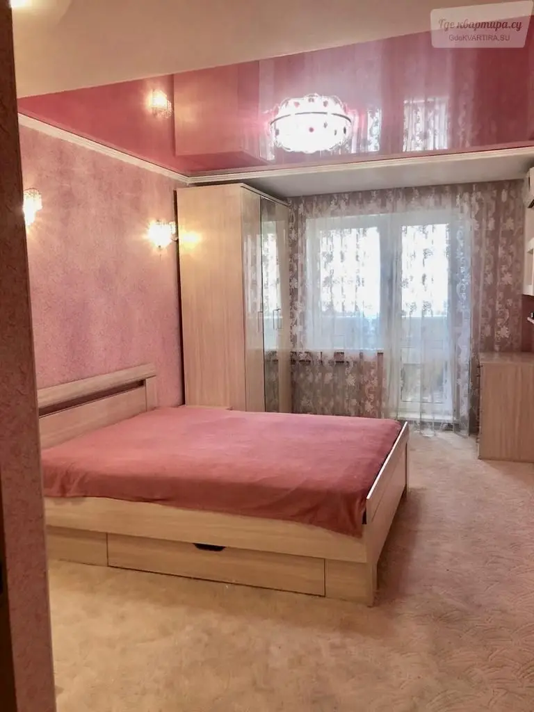 Главная улица, 6