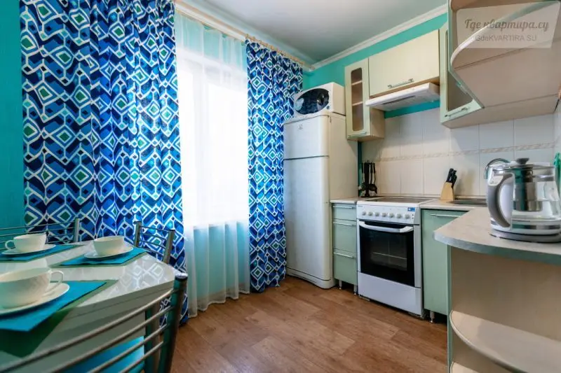 улица Робеспьера, 32
